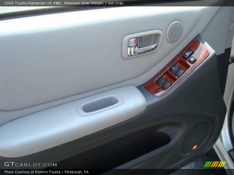 Millenium Silver Metallic / Ash Gray 2006 Toyota Highlander V6 4WD