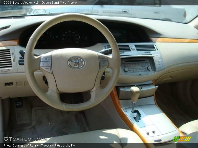 Desert Sand Mica / Ivory 2006 Toyota Avalon XLS
