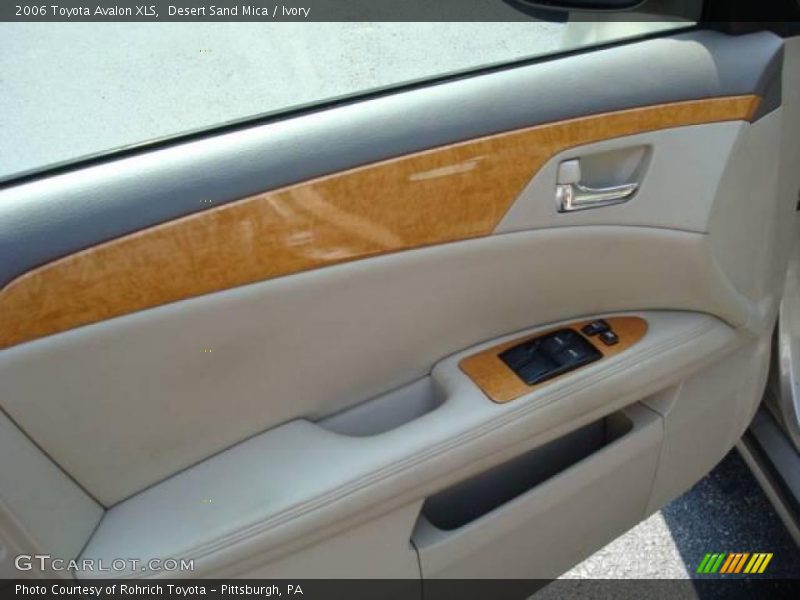 Desert Sand Mica / Ivory 2006 Toyota Avalon XLS