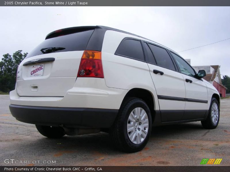 Stone White / Light Taupe 2005 Chrysler Pacifica