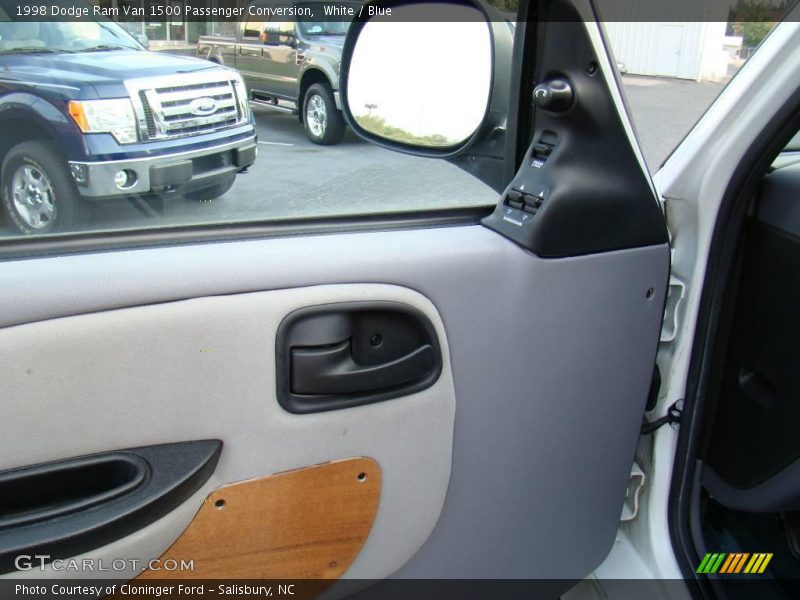 White / Blue 1998 Dodge Ram Van 1500 Passenger Conversion