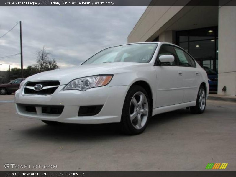 Satin White Pearl / Warm Ivory 2009 Subaru Legacy 2.5i Sedan