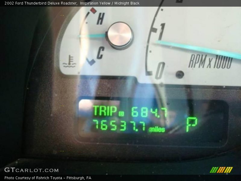 Inspiration Yellow / Midnight Black 2002 Ford Thunderbird Deluxe Roadster