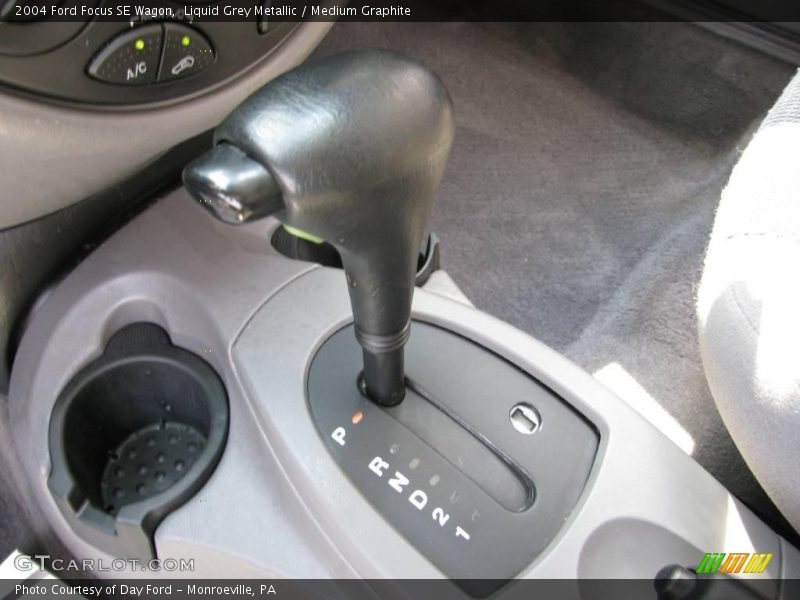 Liquid Grey Metallic / Medium Graphite 2004 Ford Focus SE Wagon