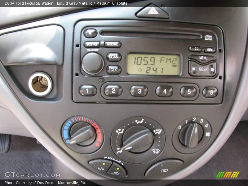 Liquid Grey Metallic / Medium Graphite 2004 Ford Focus SE Wagon