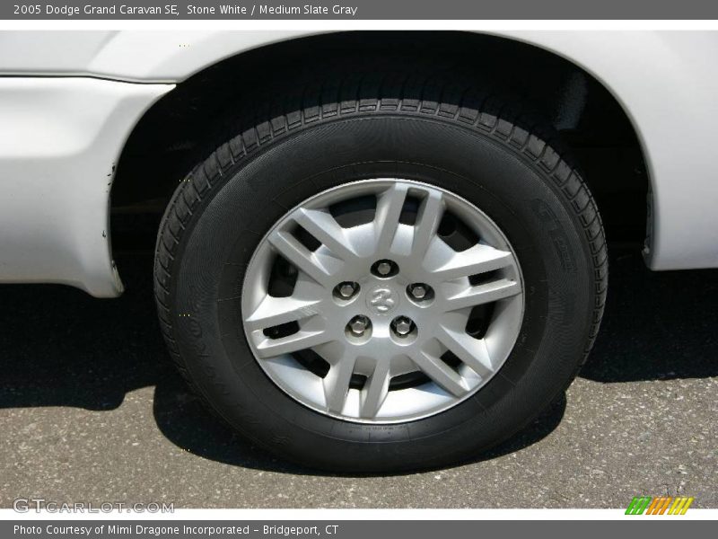 Stone White / Medium Slate Gray 2005 Dodge Grand Caravan SE