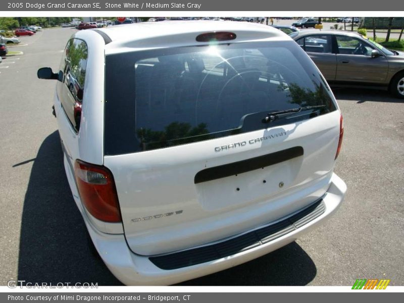Stone White / Medium Slate Gray 2005 Dodge Grand Caravan SE
