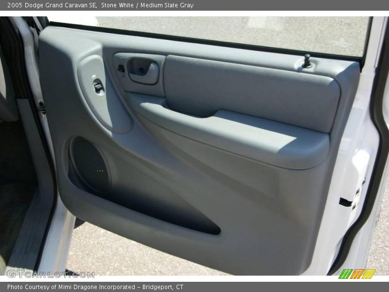 Stone White / Medium Slate Gray 2005 Dodge Grand Caravan SE