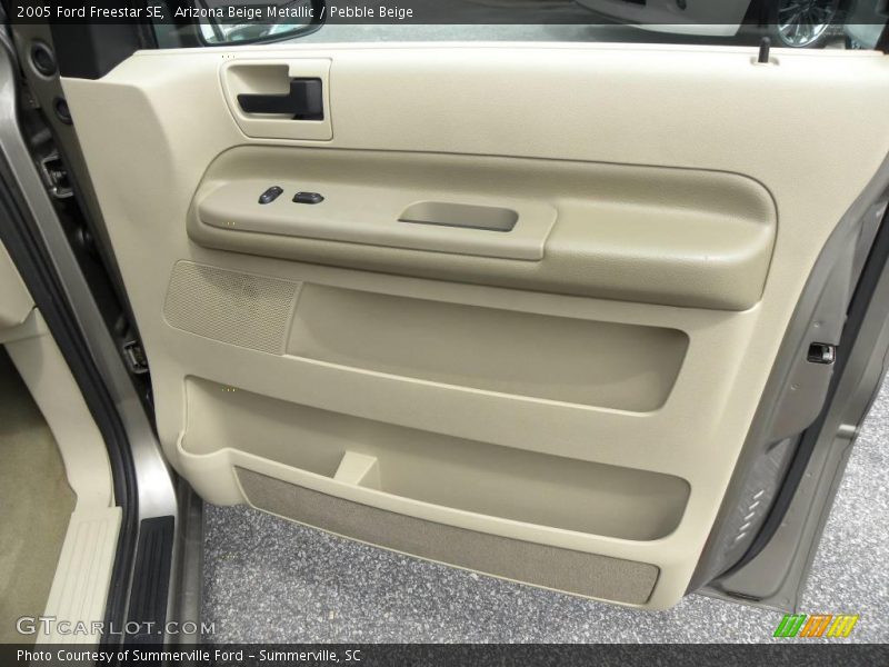 Arizona Beige Metallic / Pebble Beige 2005 Ford Freestar SE