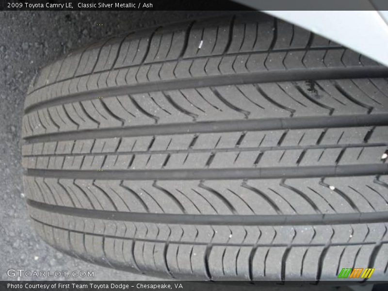 Classic Silver Metallic / Ash 2009 Toyota Camry LE