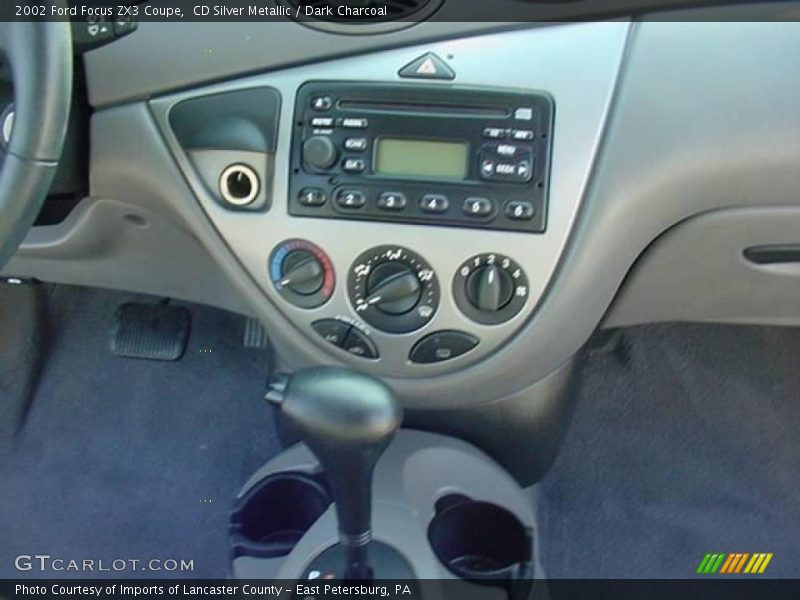 CD Silver Metallic / Dark Charcoal 2002 Ford Focus ZX3 Coupe