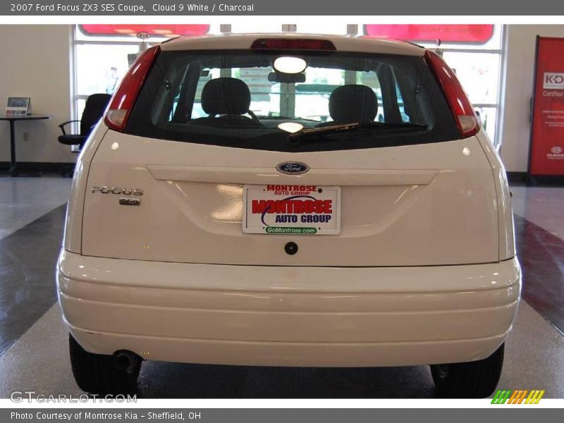 Cloud 9 White / Charcoal 2007 Ford Focus ZX3 SES Coupe
