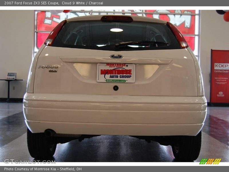 Cloud 9 White / Charcoal 2007 Ford Focus ZX3 SES Coupe