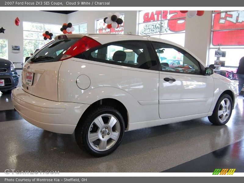 Cloud 9 White / Charcoal 2007 Ford Focus ZX3 SES Coupe