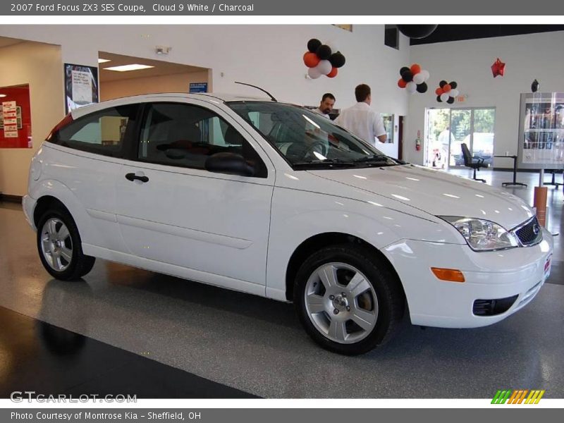 Cloud 9 White / Charcoal 2007 Ford Focus ZX3 SES Coupe