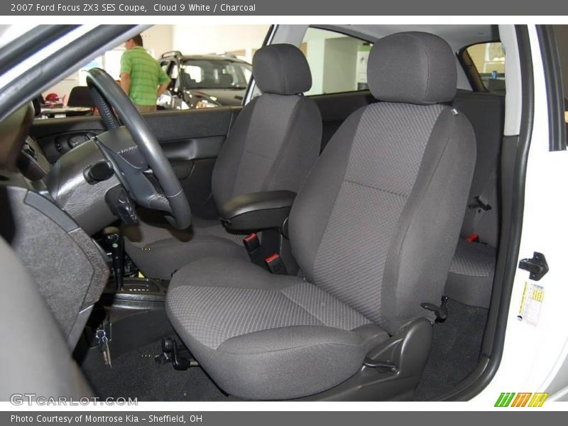 Cloud 9 White / Charcoal 2007 Ford Focus ZX3 SES Coupe