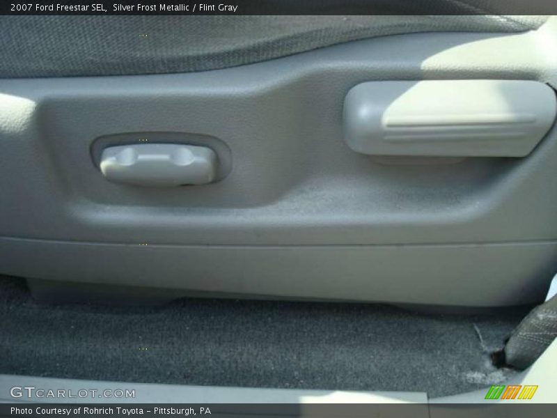 Silver Frost Metallic / Flint Gray 2007 Ford Freestar SEL