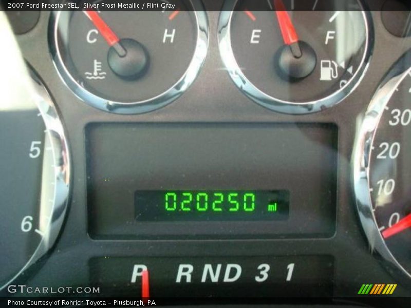 Silver Frost Metallic / Flint Gray 2007 Ford Freestar SEL