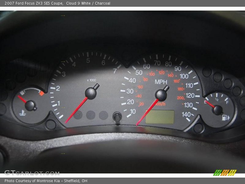 Cloud 9 White / Charcoal 2007 Ford Focus ZX3 SES Coupe