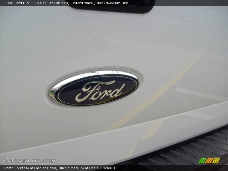 Oxford White / Black/Medium Flint 2006 Ford F150 FX4 Regular Cab 4x4