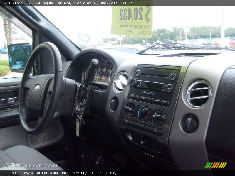 Oxford White / Black/Medium Flint 2006 Ford F150 FX4 Regular Cab 4x4