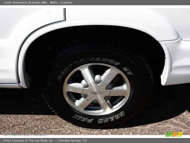 White / Graphite 1998 Oldsmobile Bravada AWD