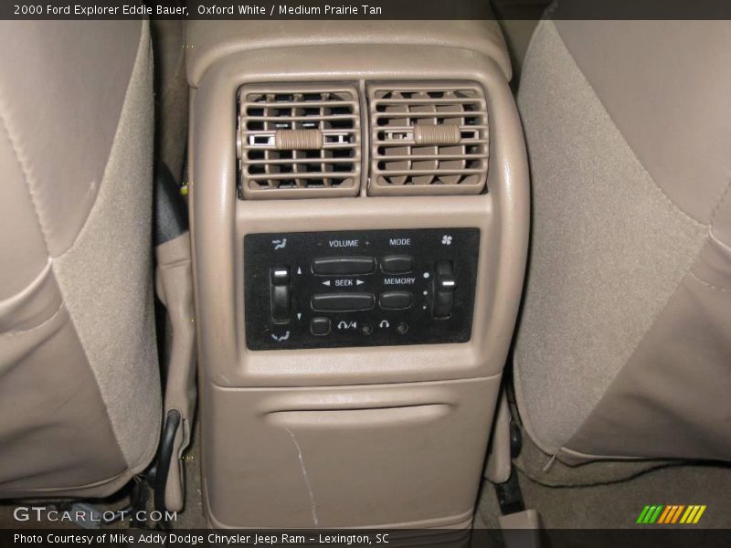 Oxford White / Medium Prairie Tan 2000 Ford Explorer Eddie Bauer