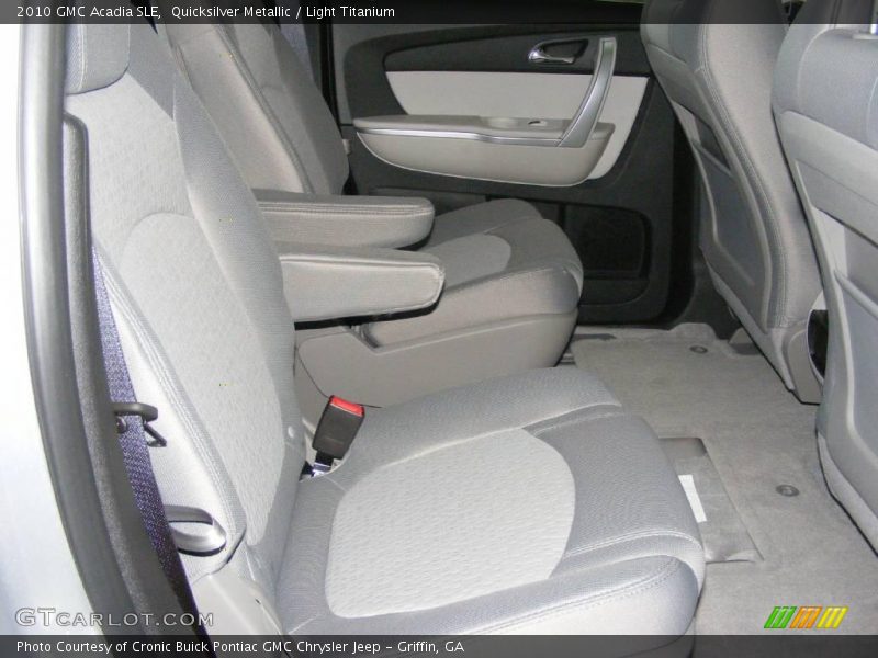 Quicksilver Metallic / Light Titanium 2010 GMC Acadia SLE