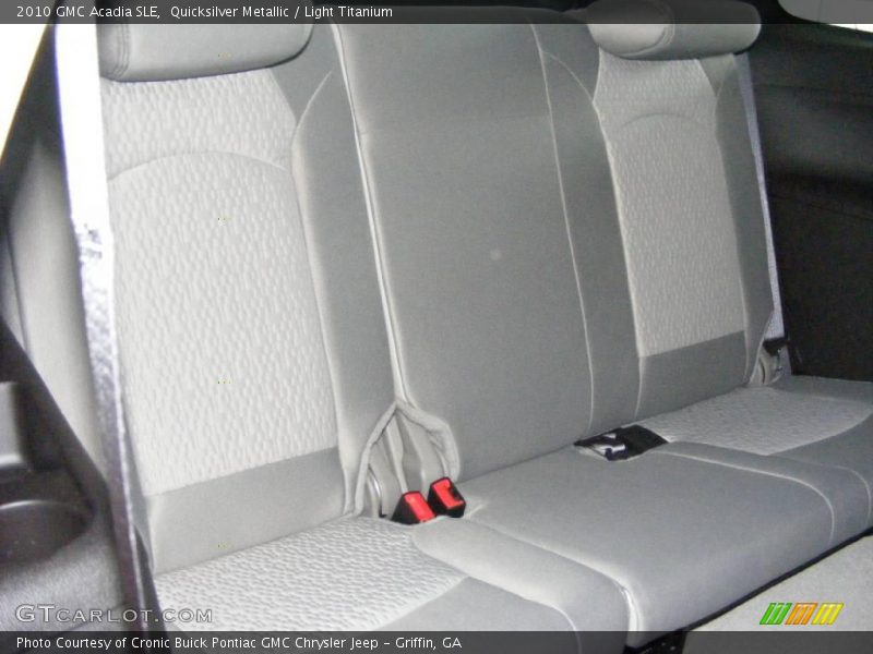Quicksilver Metallic / Light Titanium 2010 GMC Acadia SLE