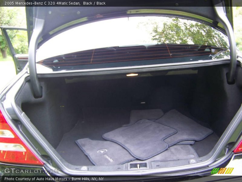Black / Black 2005 Mercedes-Benz C 320 4Matic Sedan