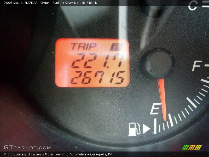 Sunlight Silver Metallic / Black 2006 Mazda MAZDA3 i Sedan