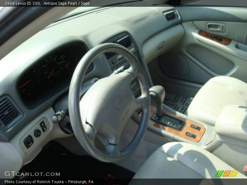 Antique Sage Pearl / Sage 1999 Lexus ES 300