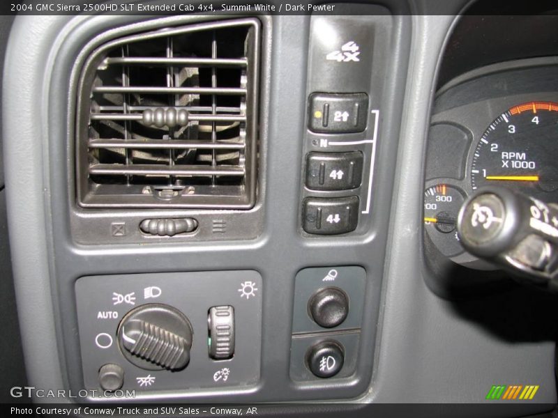 Summit White / Dark Pewter 2004 GMC Sierra 2500HD SLT Extended Cab 4x4