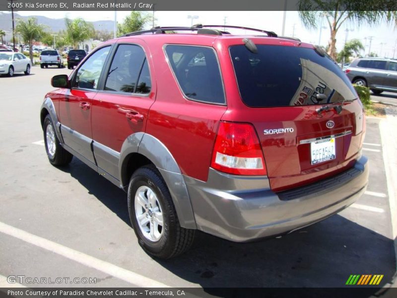 Radiant Red Metallic / Gray 2005 Kia Sorento EX