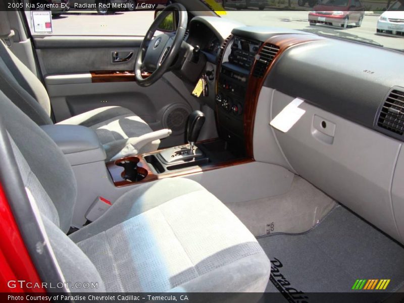 Radiant Red Metallic / Gray 2005 Kia Sorento EX