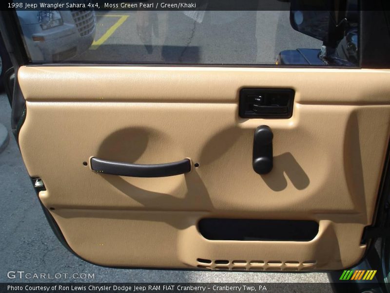 Moss Green Pearl / Green/Khaki 1998 Jeep Wrangler Sahara 4x4