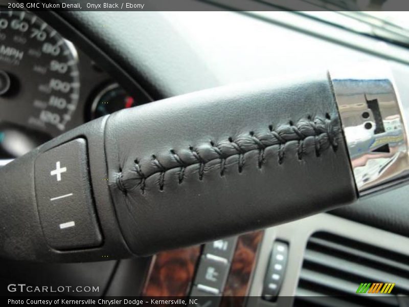 Onyx Black / Ebony 2008 GMC Yukon Denali