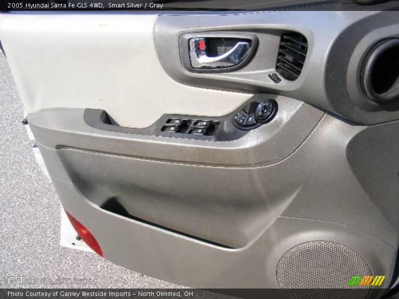 Smart Silver / Gray 2005 Hyundai Santa Fe GLS 4WD