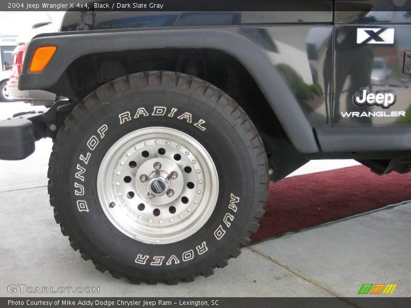Black / Dark Slate Gray 2004 Jeep Wrangler X 4x4