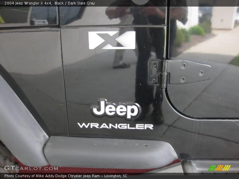 Black / Dark Slate Gray 2004 Jeep Wrangler X 4x4