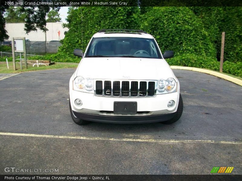 Stone White / Medium Slate Gray 2005 Jeep Grand Cherokee Laredo