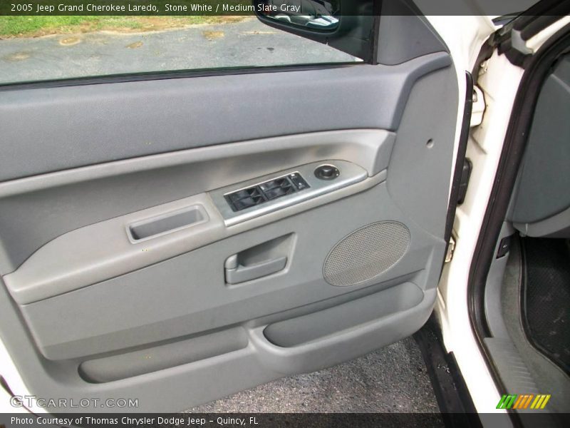 Stone White / Medium Slate Gray 2005 Jeep Grand Cherokee Laredo