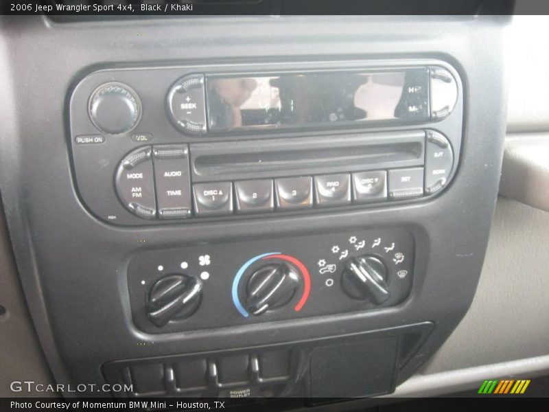 Black / Khaki 2006 Jeep Wrangler Sport 4x4