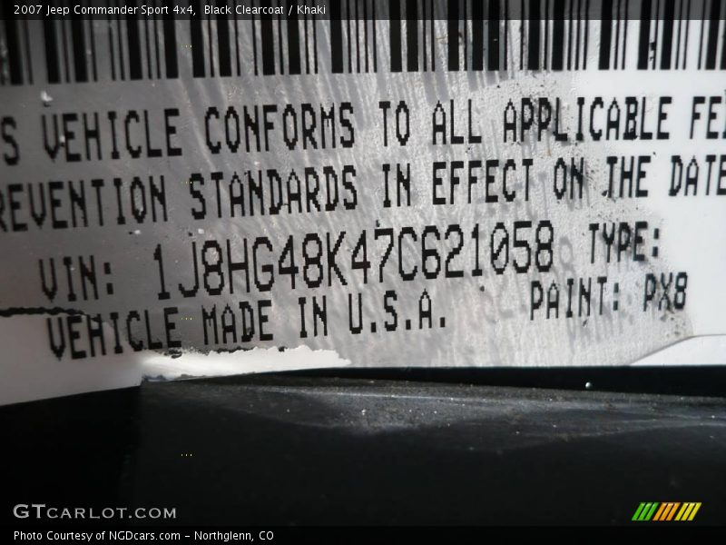 Black Clearcoat / Khaki 2007 Jeep Commander Sport 4x4