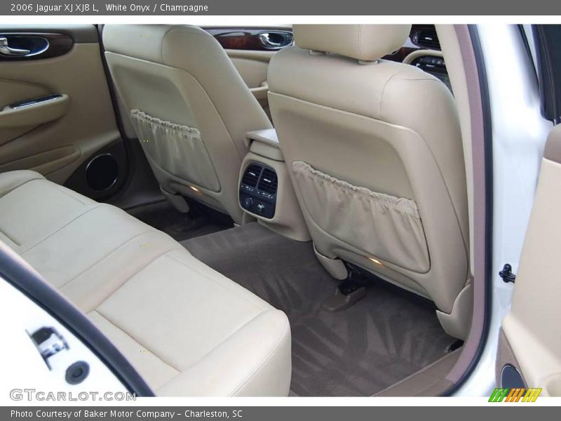 White Onyx / Champagne 2006 Jaguar XJ XJ8 L