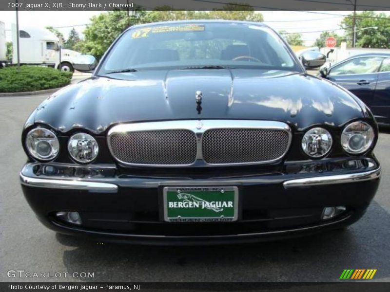 Ebony Black / Charcoal 2007 Jaguar XJ XJ8