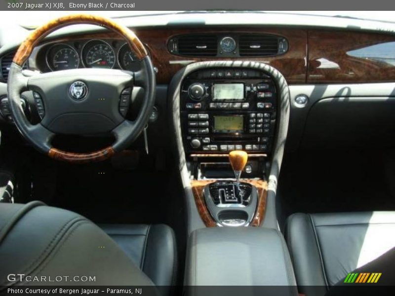 Ebony Black / Charcoal 2007 Jaguar XJ XJ8