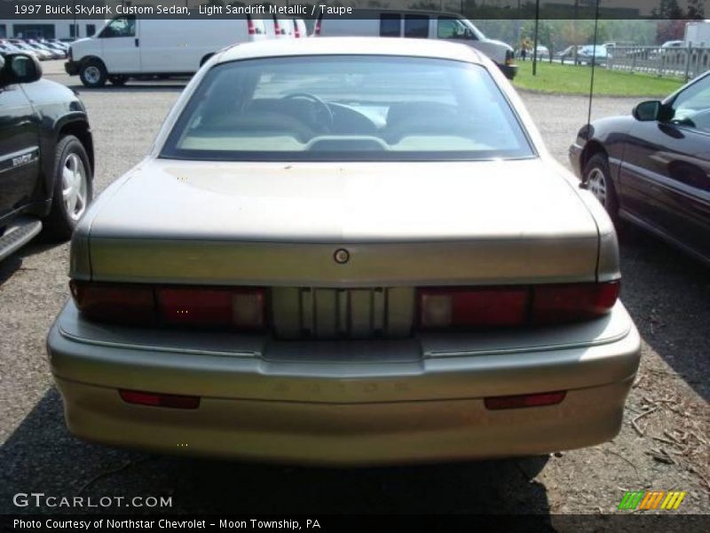 Light Sandrift Metallic / Taupe 1997 Buick Skylark Custom Sedan