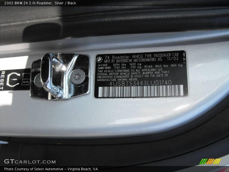 Silver / Black 2003 BMW Z4 3.0i Roadster