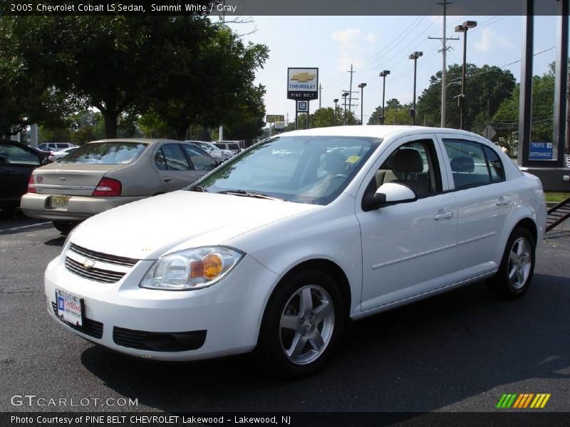 Summit White / Gray 2005 Chevrolet Cobalt LS Sedan